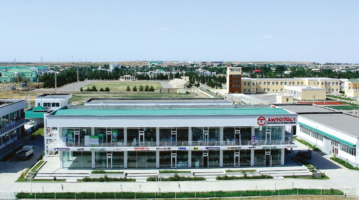 Modern Automotive Service Complex with Full Infrastructure